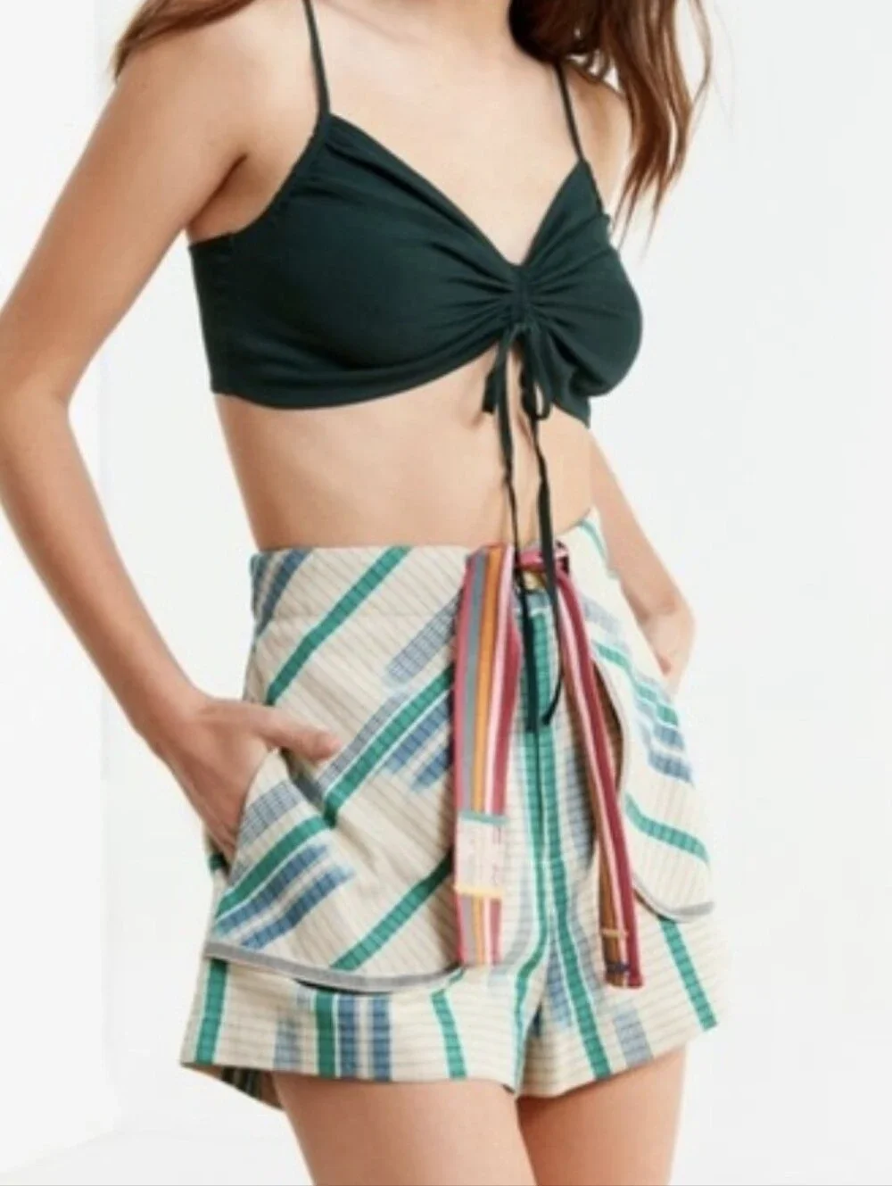 URBAN OUTFITTERS Eva Ikat Ethnic Print Belted Boho Shorts 4/S Small UO